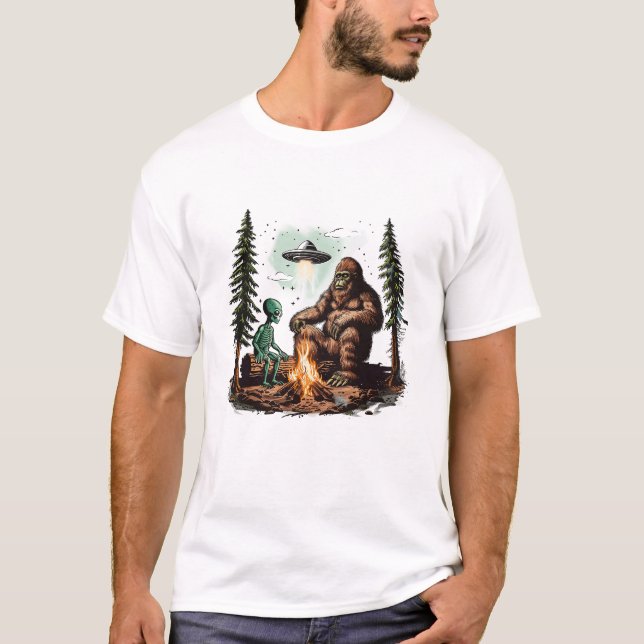 Bigfoot UFO Alien Campfire Hiking Sasquatch Outdoo T-Shirt (Front)