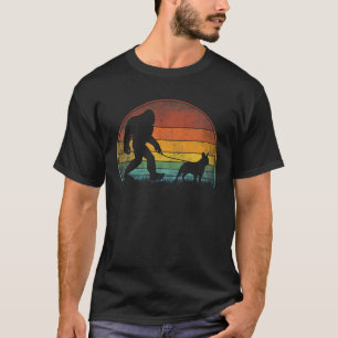 Bigfoot Walking French Bulldog Sasquatch Dog Lover T-Shirt