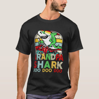 Biker Grandpa Shark Doo Doo Doo Vintage Gift T-Shirt