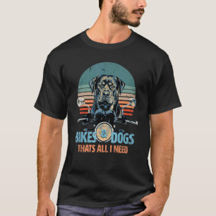 Bikes & Dogs  Cute Rottweiler rides motorcycle T-Shirt