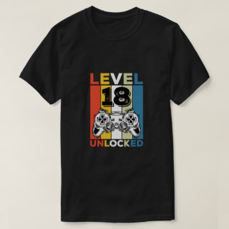 Birthday 18th Level Unlocked 18 Gaming Vintage T-Shirt