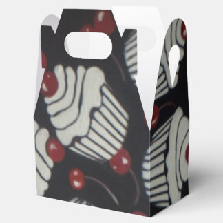 Birthday, celebrations/Favour Box, Gable 4x2.5x5 Favor Box