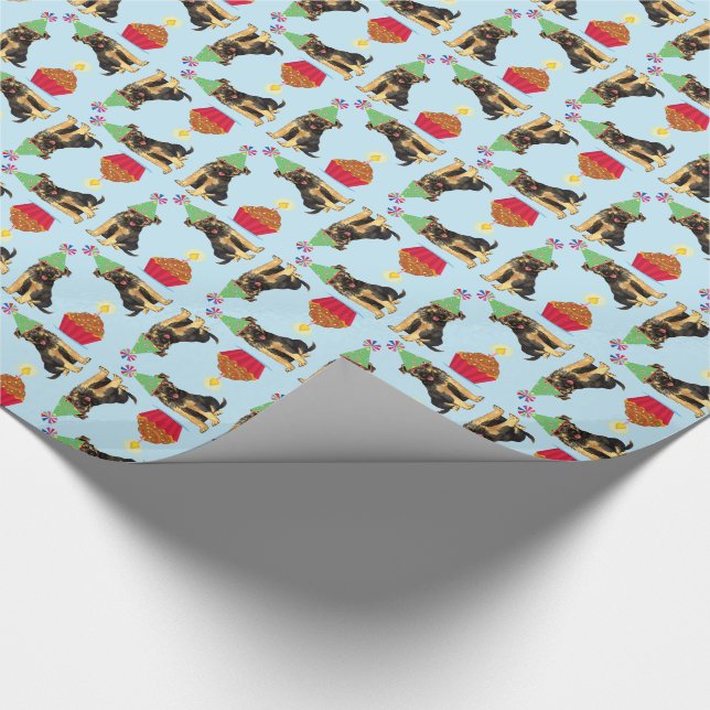 Birthday Cupcake English Setter Wrapping Paper (Corner)