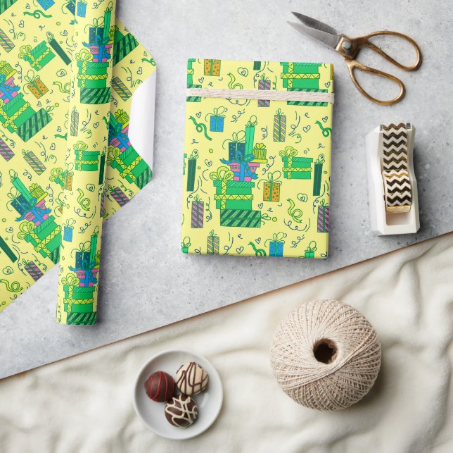 Birthday Gifts Wrapping Paper (Crafts)