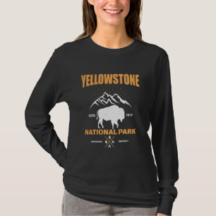 Bison Yellowstone National Park Buffalo Vintage Re T-Shirt