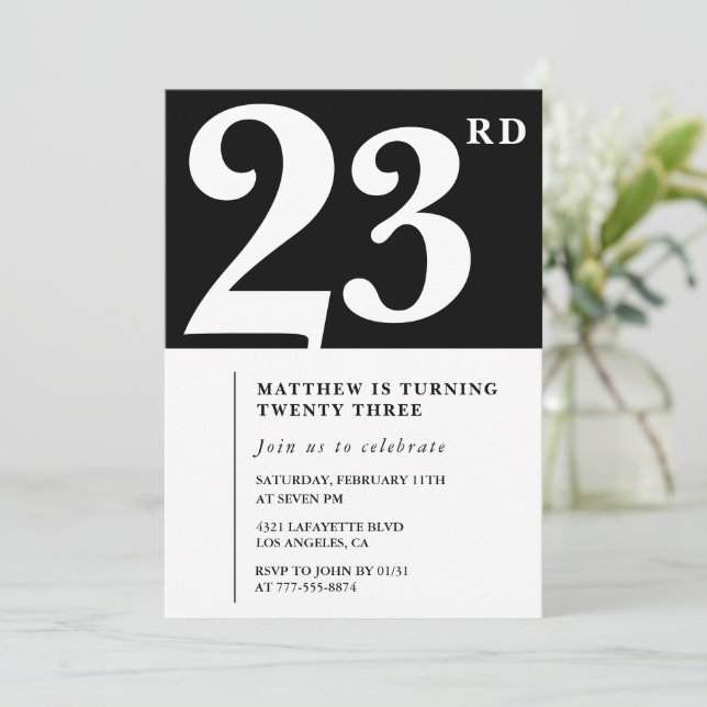 Black 23rd birthday invitation Elegant Chic Simple (Debout devant)