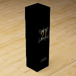 Black and gold 21st birthday modern script stylish wine box<br><div class="desc">Modern black and gold 21st birthday gift. Part of a elegant stylish collection</div>