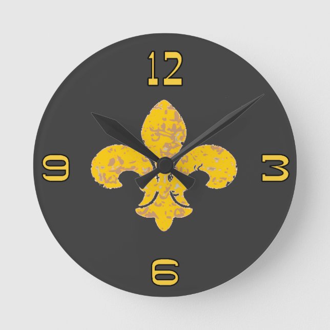 Black and Gold Fleur De Lis Round Clock (Front)