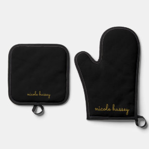 Black and Gold Script    Stylish Monogram Modern Oven Mitt & Pot Holder Set