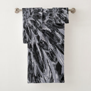 Black and Grey Dahlia Flower Bath Towel Set