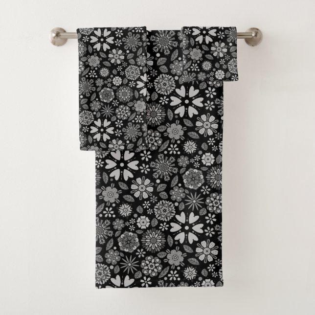 Black And Grey Retro Floral Art Seamless Pattern  Bath Towel Set (Insitu)