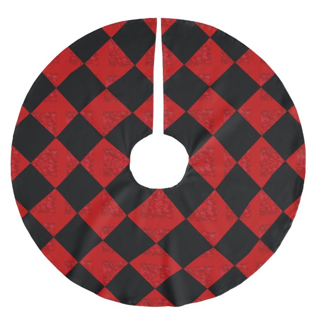 Black and hombre red diamond chequered pattern brushed polyester tree skirt (Front)