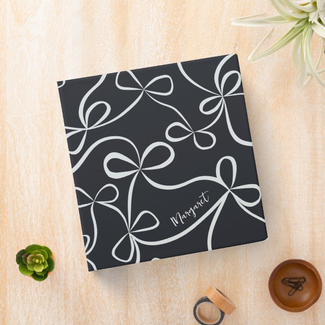 Black and White Bow Pattern Custom Name Binder (In Situ)