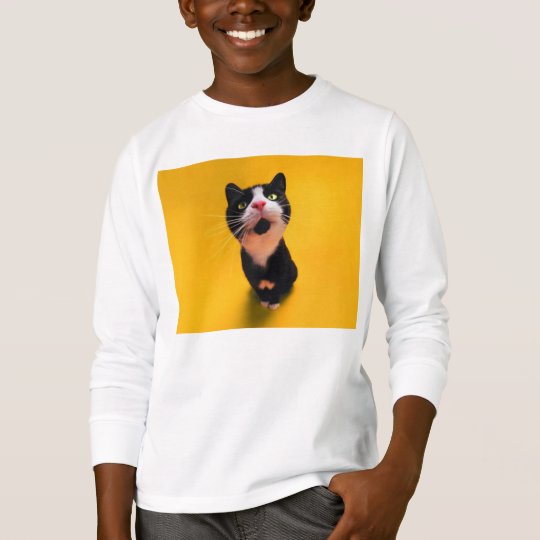 Black and white cat-tuxedo cat-pet kitten-pet cat T-Shirt