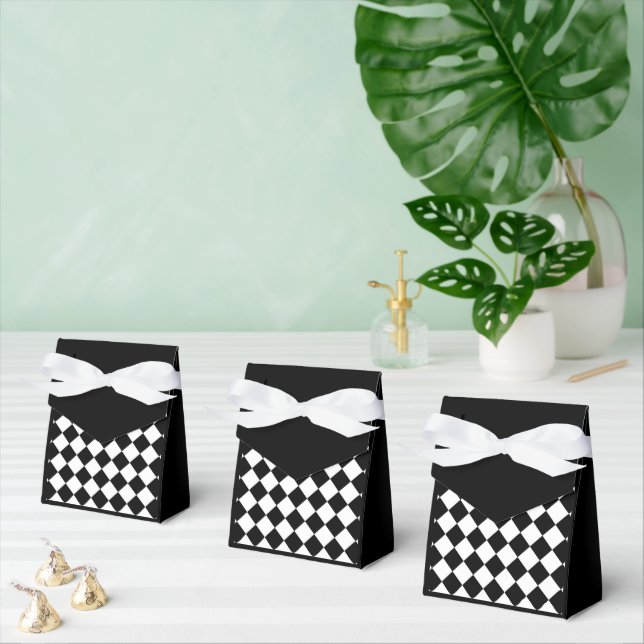 Black And White Chequerboard Chequered Flag Design Favor Box (Multiple)
