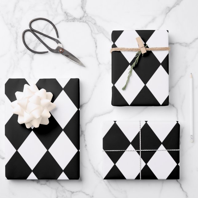Black and White Chequered Wrapping Paper Sheets (Front)