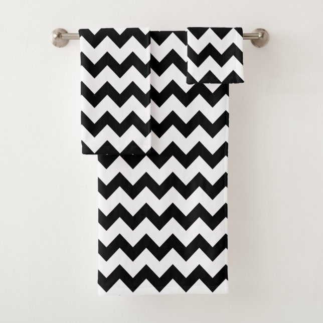 Black and White Chevron Chic Bath Towel Set (Insitu)