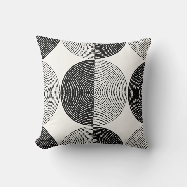 Black and white circles seamless pattern throw pillow (Front)