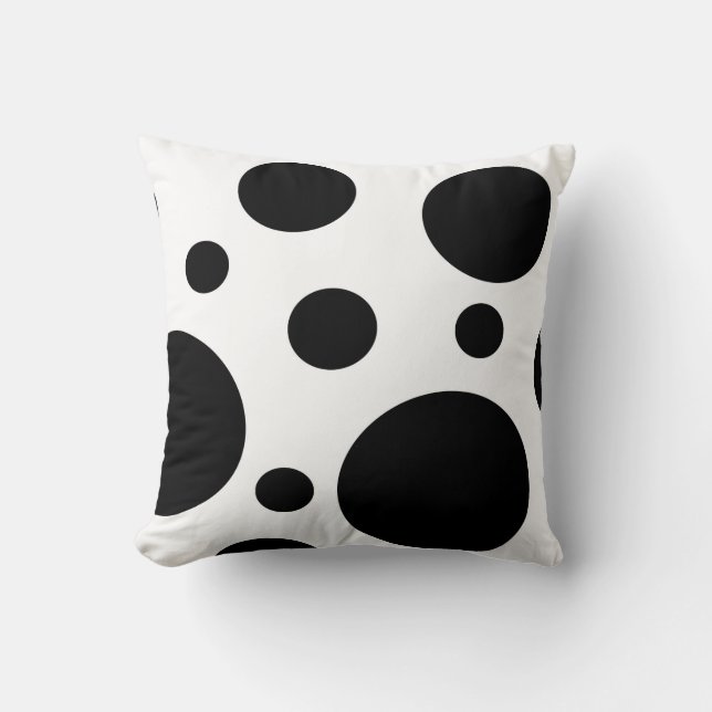 Black and white circles throw pillow. throw pillow (Front)