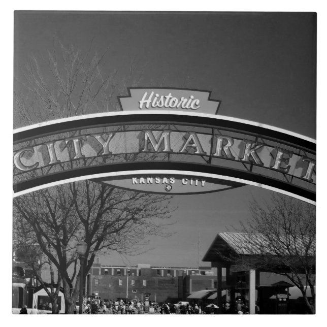 Black and white city market tile (Front)