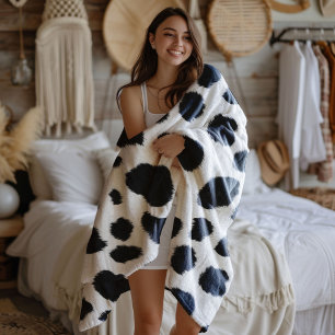 Black and white cow faux fur pattern fleece blanket