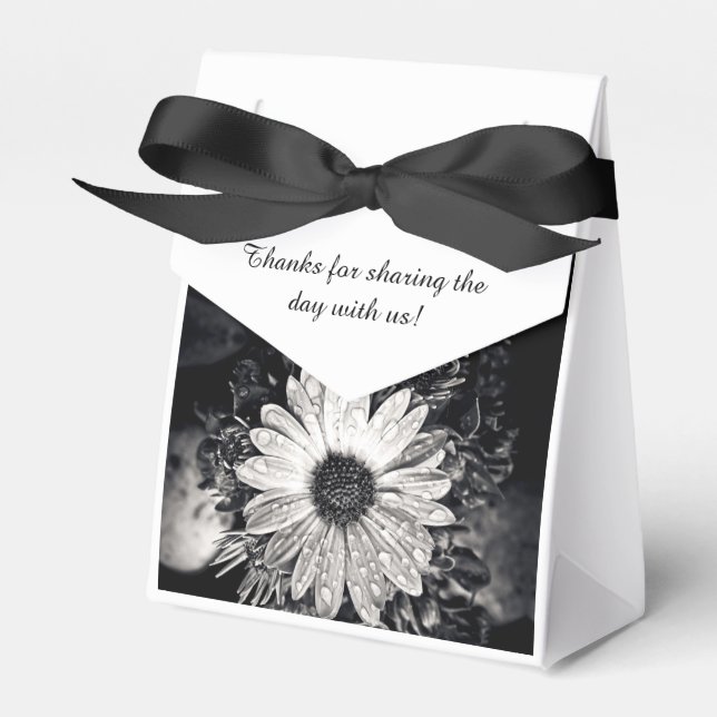 Black and White Daisy Flower Favor Box (Front Side)