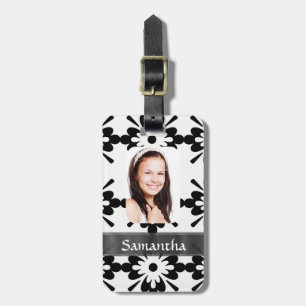 Black and white daisy pattern luggage tag