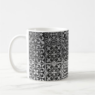 Black and white damask patterns coffee mug