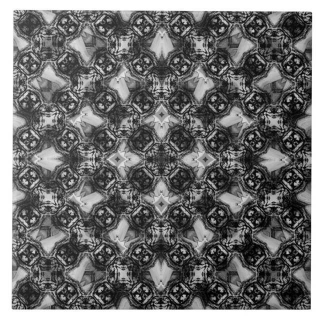 Black and White Diamond Chains Pattern Tile (Front)