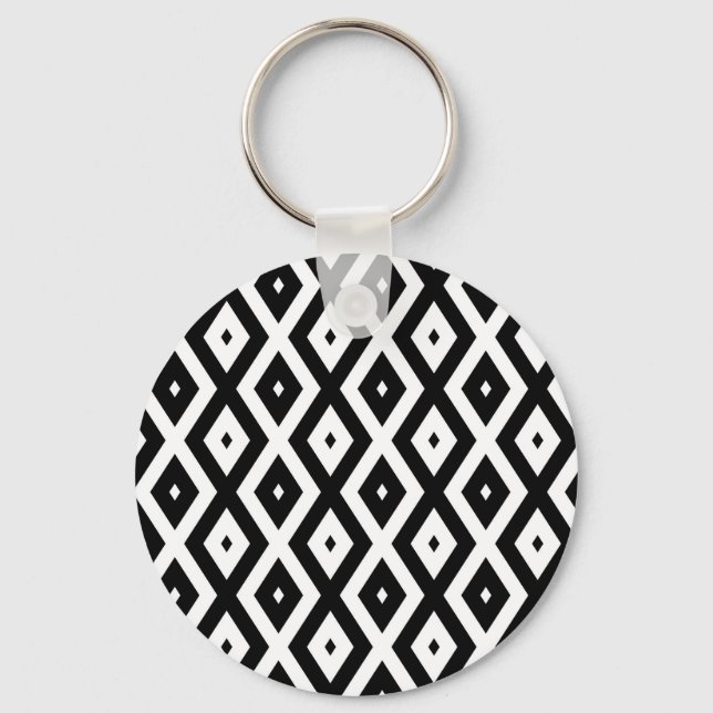 Black and white diamond pattern keychain (Front)