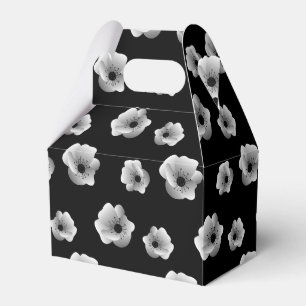 Black and White Elegant Flowers Minimalist Pattern Favor Box