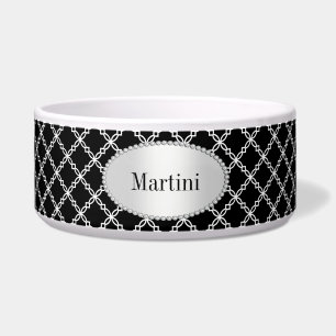 Black and White Fancy Quatrefoil Pattern