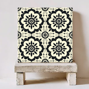BLACK AND WHITE FLORAL VINTAGE PATTERN TILE