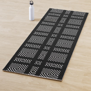 Black and white geometric pattern Ama Yoga Mat