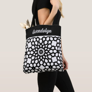 Black and White Geometric Pattern Everyday Tote Bag