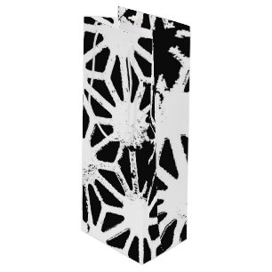 Black and white geometric pattern wine gift bag