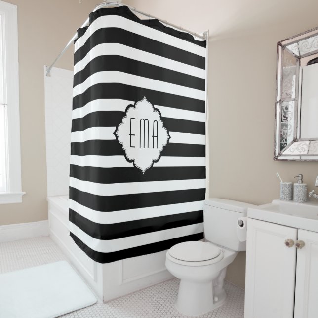 Black And White Geometric Stripes (In Situ)