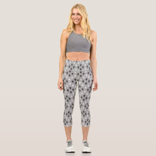 black and white grey geometric fine pattern capri leggings
