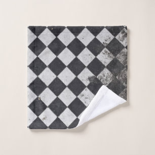Black and white harlequin graphic wash cloth