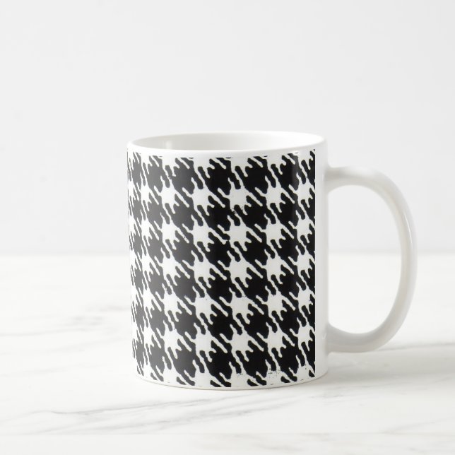 Black and white houndstooth pattern customizable coffee mug (Right)