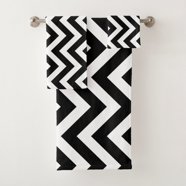 Black and White Large Vertical Chevron Stripes Bath Towel Set (Insitu)
