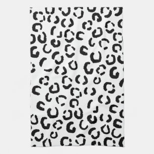 Black and White Leopard Print Pattern. Kitchen Towel