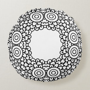 Black and White Mandala Frame Pattern Round Pillow