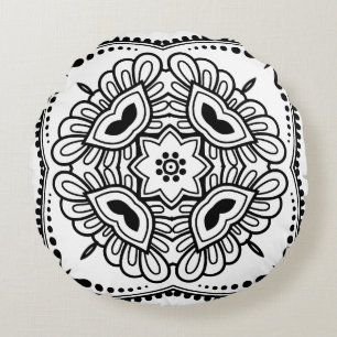 Black and White Mandala Frame Pattern Round Pillow