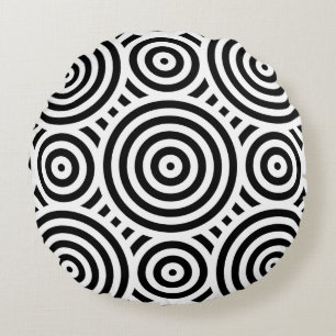 Black and White Modern Geometric Circle Pattern Round Pillow
