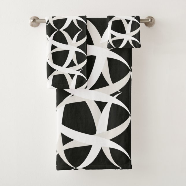 Black and white monochromatic accent floral bath towel set (Insitu)