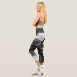 Black and white mosaic pattern capri leggings