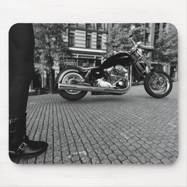 Black and White) Mouse Pad (Front)