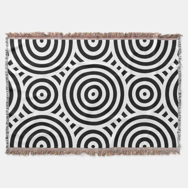 Black and White Nested Circular Pattern Throw Blanket (Front)