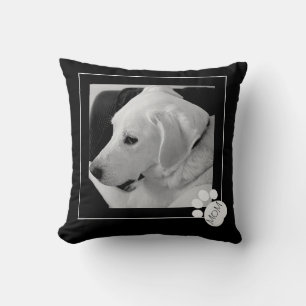 Black and White Photo of Cute Dog Best Mom Ever Throw Pillow